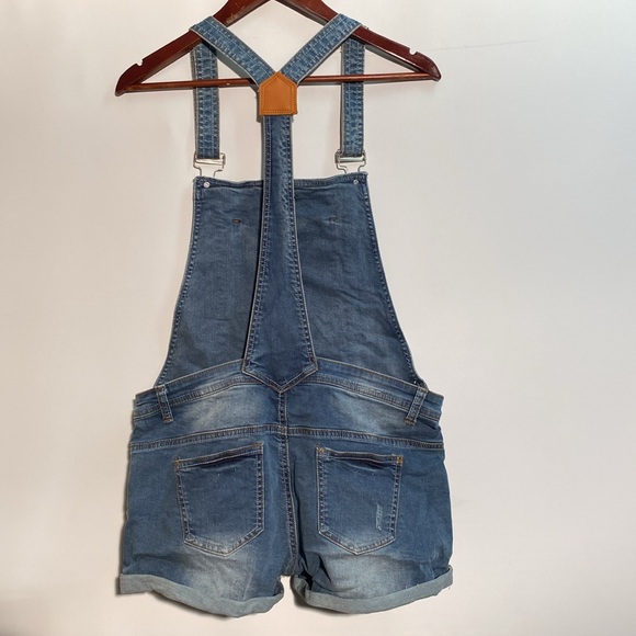 Smashed Lemons - women’s denim short-alls. Size 8 - Picture 2 of 9